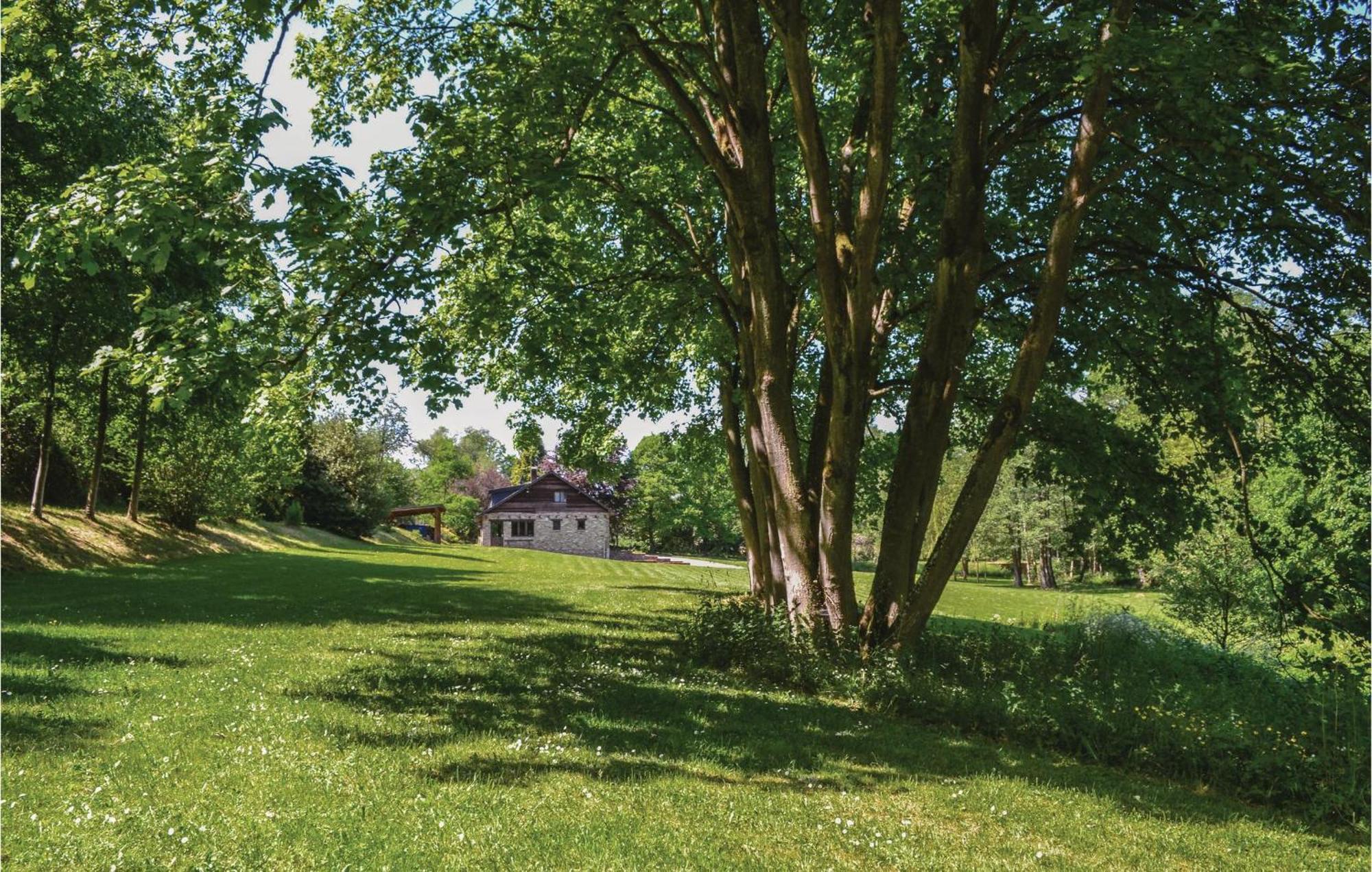 Thanville Pondrome Exteriér fotografie
